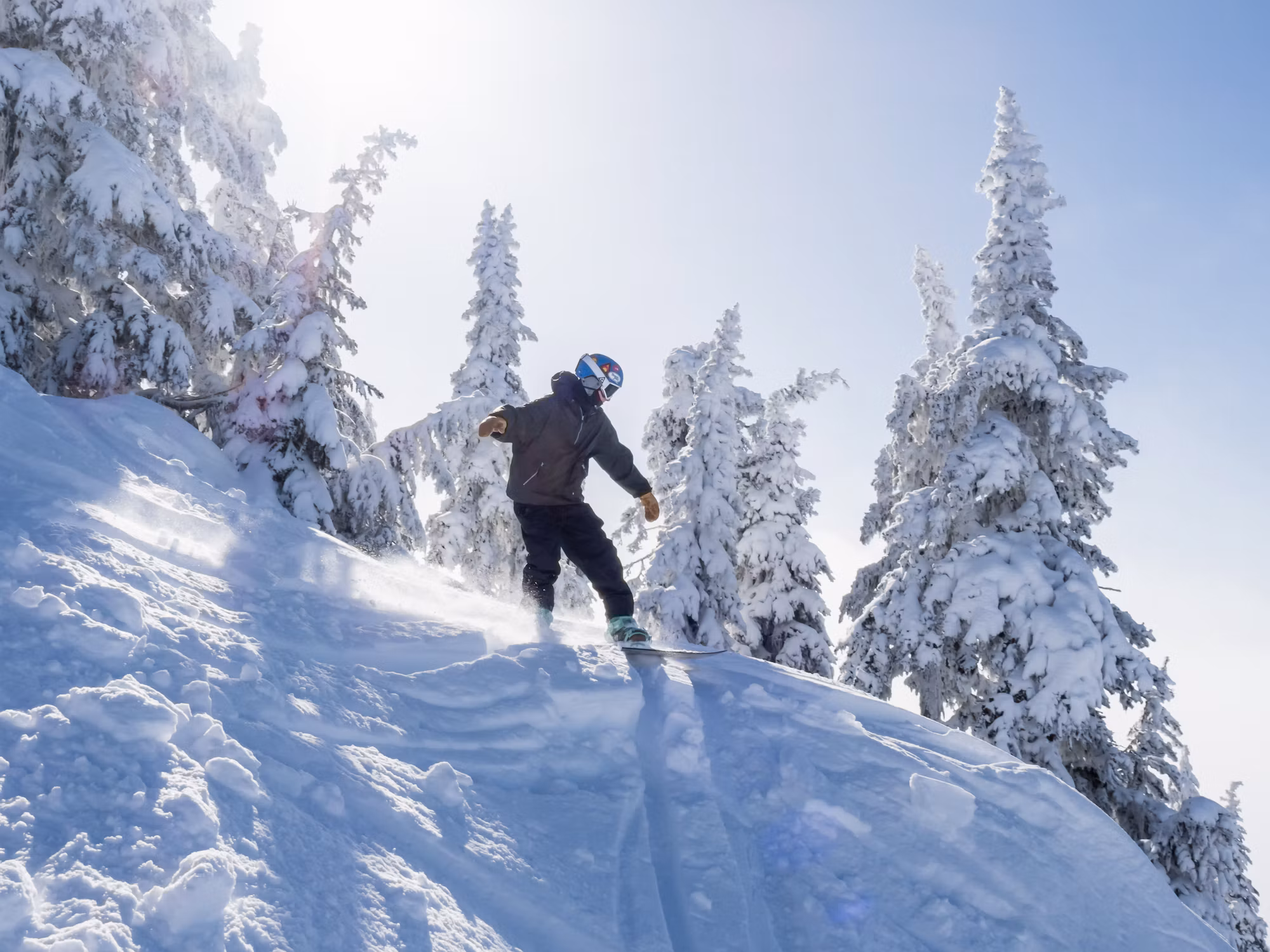 Exploring the Thrills of Snowboarding: A Guide for Enthusiasts